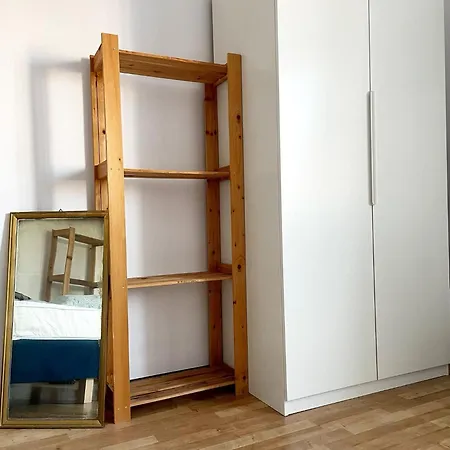 Apartmán Lily - Ideal For Groups And Families Near Train Station